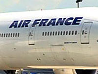 Air France plane search efforts turn up debris