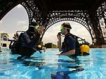Scuba lessons at the Eiffel Tower pool. (AP)